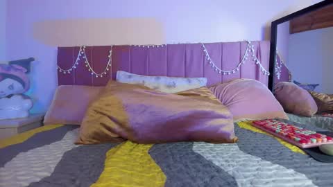 kitty_kryss online show from November 7, 1:06 pm