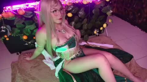 Kitty online show from May 1, 3:10 am
