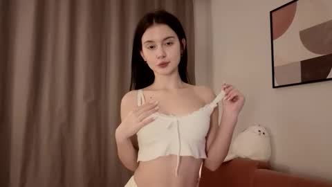 Eva online show from February 3, 10:12 pm