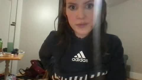 Snapshot of kittycatkendra chatting on October 23, 11:38 am kittycatkendra online show from October 23, 11:38 am