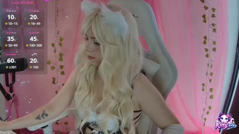 kittyexe1 online show from May 9, 10:45 pm