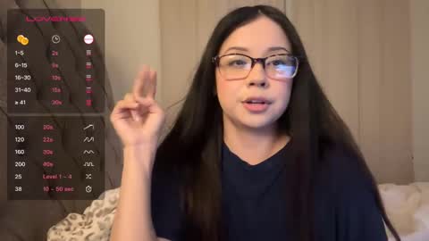 Snapshot of kittymia8 chatting on December 30, 4:31 am mia online show from December 30, 4:31 am