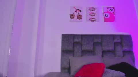 kitty online show from June 16, 6:31 pm