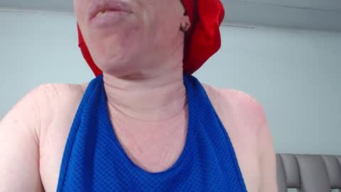 Snapshot of kittywhiteass chatting on September 21, 6:45 am kittywhiteass online show from September 21, 6:45 am