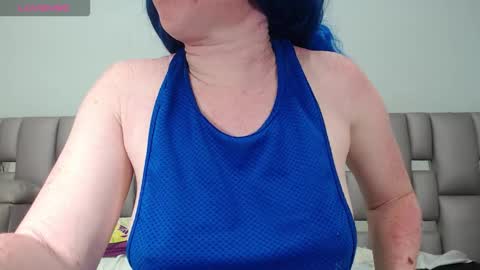 Snapshot of kittywhiteass chatting on October 12, 10:39 am kittywhiteass online show from October 12, 10:39 am