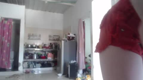 Snapshot of kittywhiteass chatting on December 29, 9:20 pm kittywhiteass online show from December 29, 9:20 pm