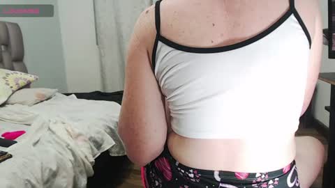 kittywhiteass online show from July 11, 10:04 am