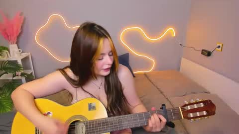 Snapshot of kittyy_rinna chatting on October 20, 2:03 am Rina online show from October 20, 2:03 am