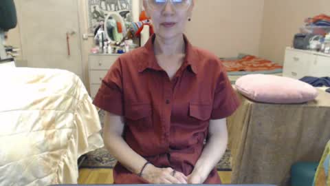 KiuminBerry online show from June 13, 6:27 pm