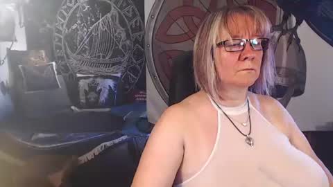 Michelle online show from July 25, 9:27 am