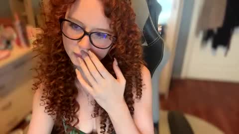 Klementinafanslyklementina6661 online show from February 19, 8:52 pm