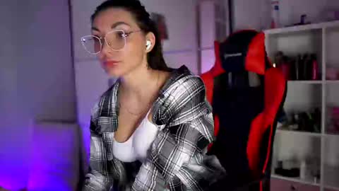 Alice online show from February 27, 8:28 am