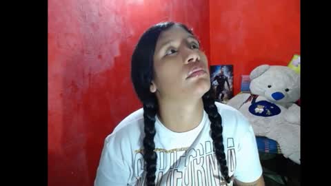 kloe minajj online show from January 6, 4:27 am