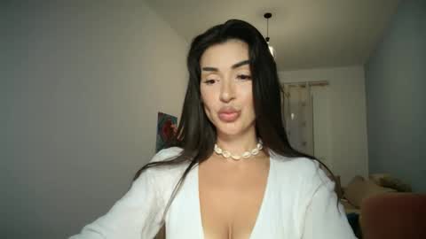 Snapshot of klover_kissu chatting on September 27, 4:36 pm Klover online show from September 27, 4:36 pm