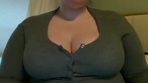 Mae Knight online show from June 26, 11:39 pm