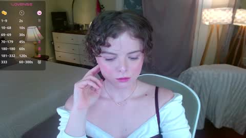 knowlita  online show from February 1, 3:28 pm