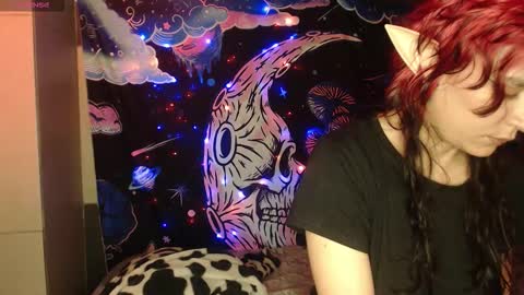 konekokawai online show from January 17, 1:35 am