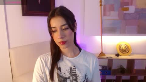 Elizabeth online show from December 22, 12:08 pm