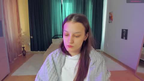 krisdoeil online show from March 1, 3:17 am