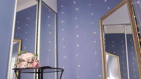 kriskras__ online show from November 24, 5:20 am