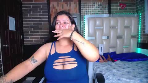 kriss_sweetboobs online show from February 18, 12:49 pm
