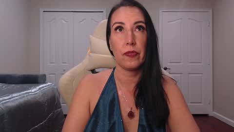 Snapshot of krissy2024 chatting on January 22, 12:48 am Krissy online show from January 22, 12:48 am