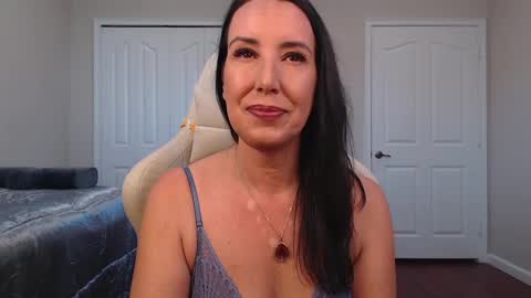 Snapshot of krissy2024 chatting on February 6, 1:10 pm Krissy online show from February 6, 1:10 pm