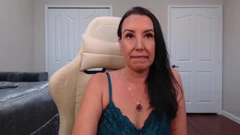 Snapshot of krissy2024 chatting on February 2, 4:32 pm Krissy online show from February 2, 4:32 pm