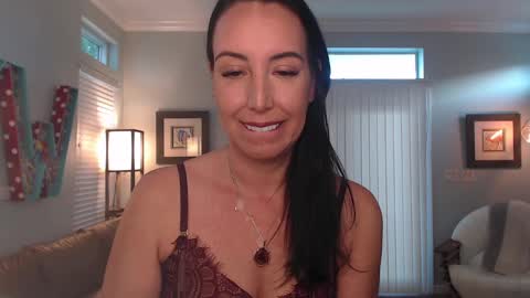 Snapshot of krissy2024 chatting on January 2, 12:57 pm Krissy online show from January 2, 12:57 pm