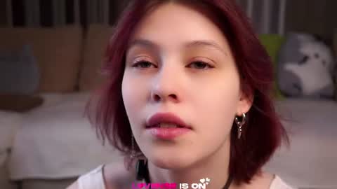 Sarah online show from June 28, 1:01 am