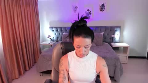 Sophia online show from January 12, 7:30 pm