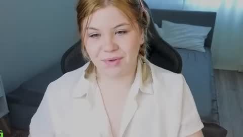 Kristen Gibbs online show from June 13, 1:58 am