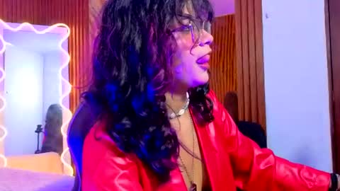 kristen_tay online show from July 20, 10:39 am