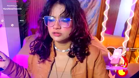 kristen_tay online show from July 3, 5:13 am