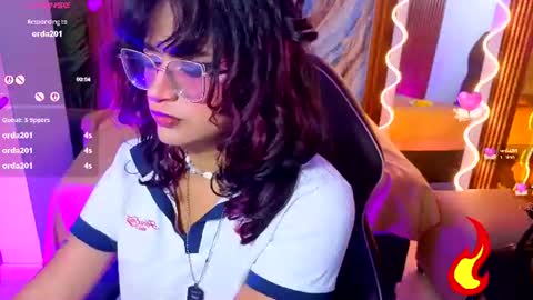 kristen_tay online show from July 2, 3:23 am