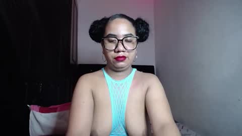 kristynsmith20 online show from September 11, 3:18 am