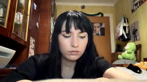 Mira online show from March 12, 8:44 pm