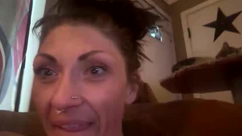 kteewilds online show from March 18, 12:21 pm