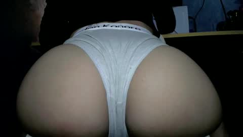 kylafuckme online show from June 19, 5:33 am