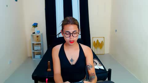 Snapshot of kylaroseee chatting on September 27, 11:28 am kylarose smith online show from September 27, 11:28 am