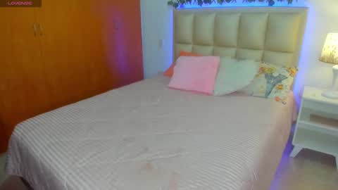 SOPHIA independent model  online show from March 16, 2:36 am