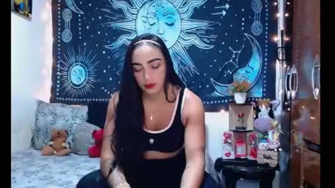 kylie online show from July 27, 10:51 pm