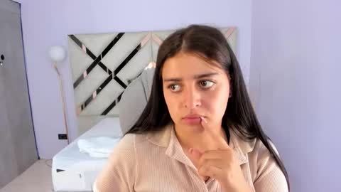 Kylie Reyes  online show from December 22, 7:17 pm