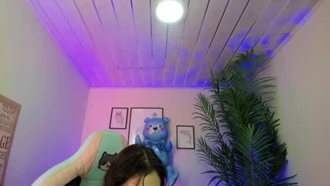 Snapshot of kyomi_chang chatting on March 5, 12:22 pm Kyomi online show from March 5, 12:22 pm