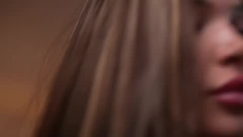 Kyssa online show from June 7, 6:37 pm