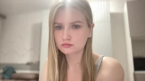 Amanda online show from May 2, 7:06 pm