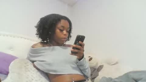 Snapshot of l11byy chatting on October 20, 6:11 pm Preshh online show from October 20, 6:11 pm