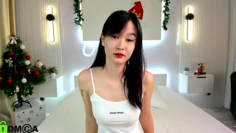 Snapshot of l1l_lola chatting on January 10, 4:33 am Ameli online show from January 10, 4:33 am