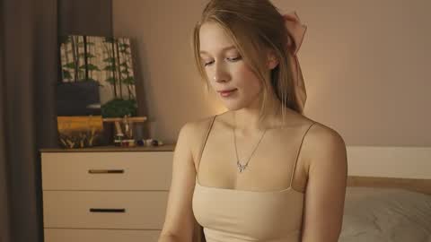 Alice online show from November 28, 4:10 pm