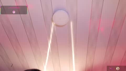 Snapshot of la_diabla_111_ chatting on October 16, 8:22 pm Karime online show from October 16, 8:22 pm